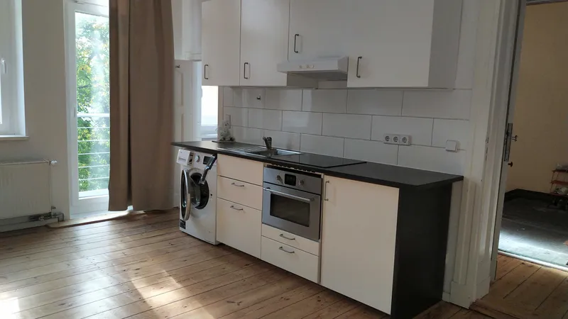 Schöne 1-Raum Singlewohnung in Spandau, EBK,Duschbad — photo 1